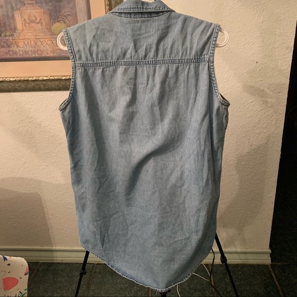 Vintage denim tank button up - Picture 4 of 7